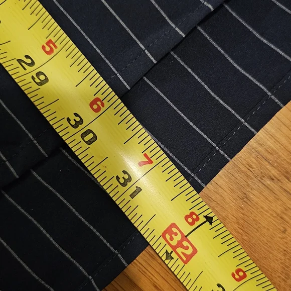 Alo Pinstripe Daylight  Button Down Longsleeve Shirt Blue Women's Size L NWT - Picture 10 of 10